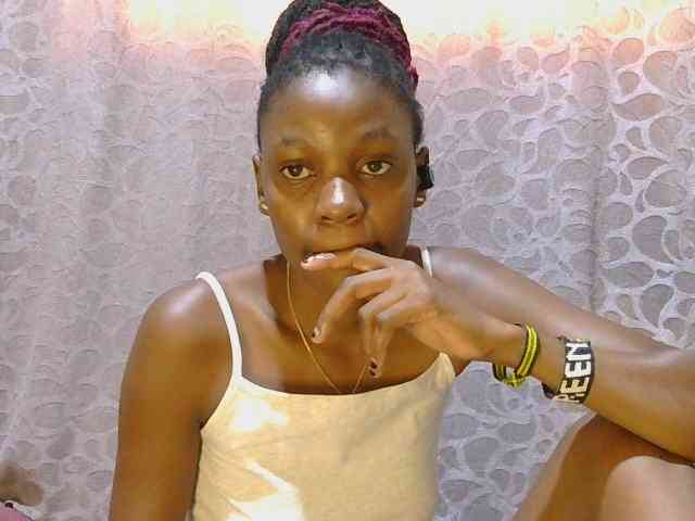 slim-girl01 webcam