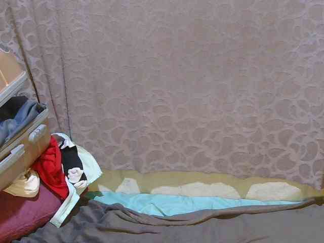 slim-girl01 webcam
