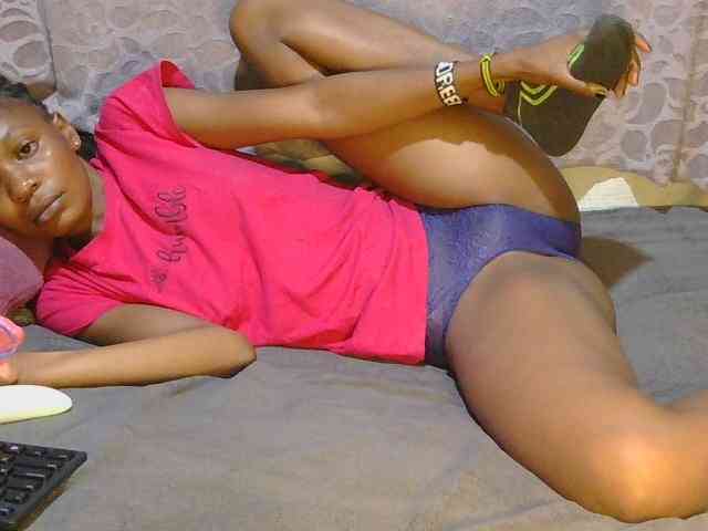 slim-girl01 webcam