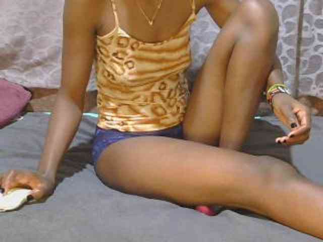 slim-girl01 webcam