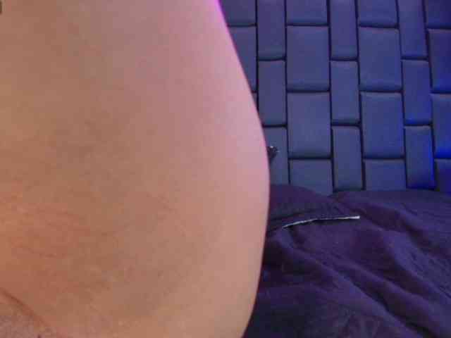 KimmySwettie webcam