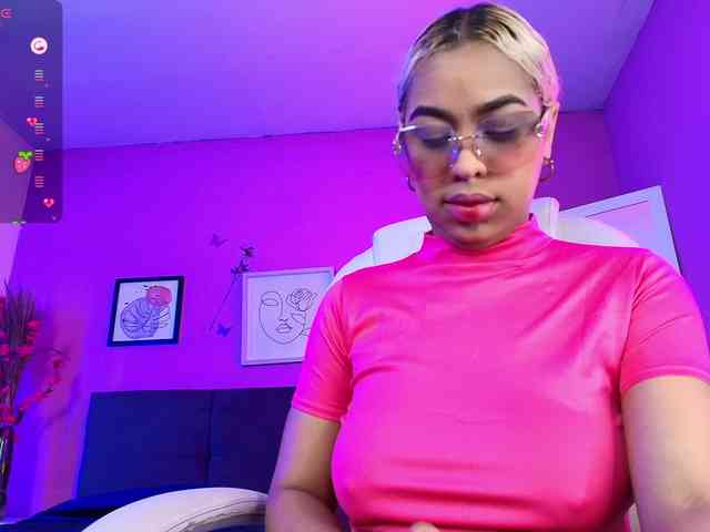 KimmySwettie webcam