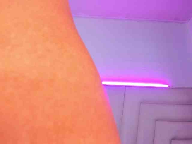 KimmySwettie webcam