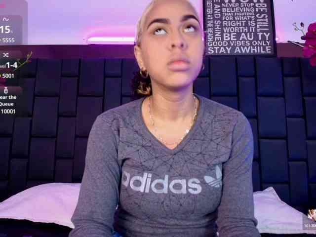 KimmySwettie webcam