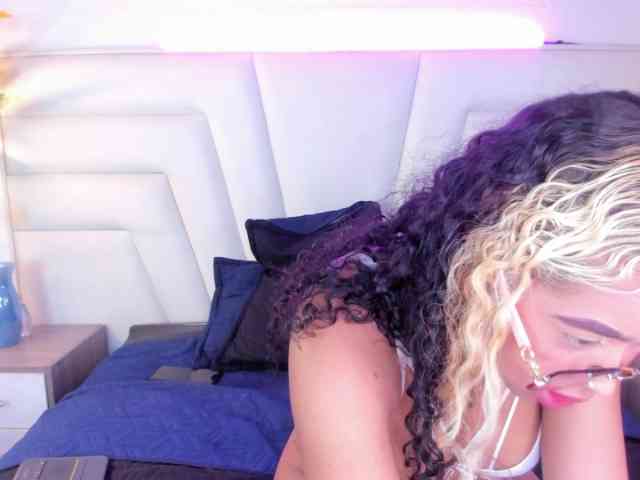 KimmySwettie webcam