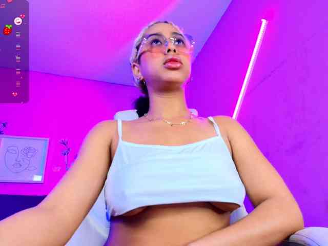 KimmySwettie webcam