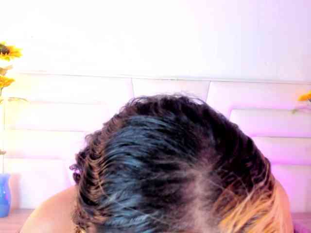 KimmySwettie webcam