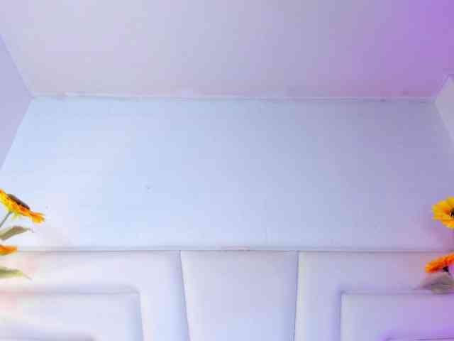 KimmySwettie webcam
