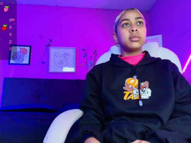 KimmySwettie webcam