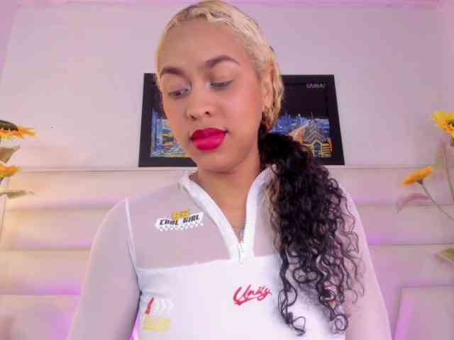KimmySwettie webcam