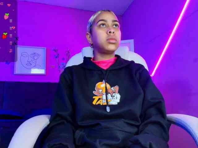 KimmySwettie webcam