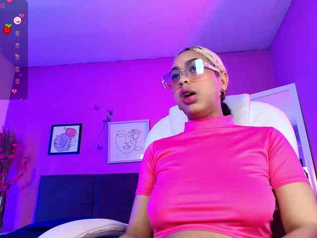 KimmySwettie webcam