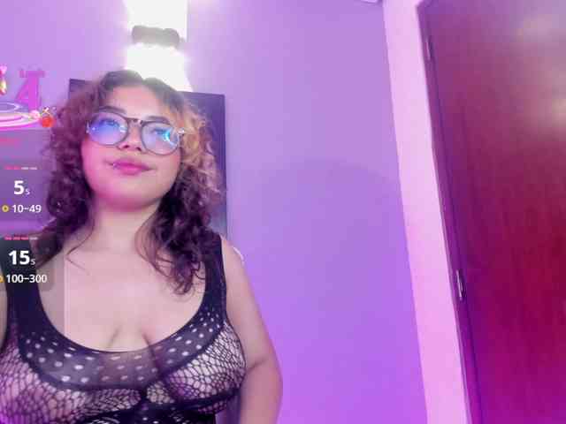 Alicecamxx webcam