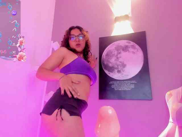 Alicecamxx webcam