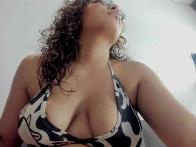 Alicecamxx webcam