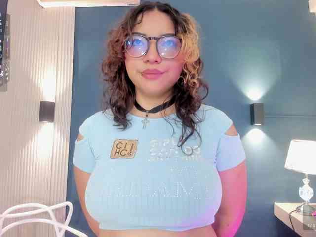 Alicecamxx webcam