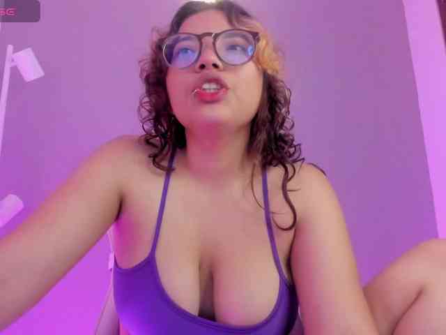 Alicecamxx webcam