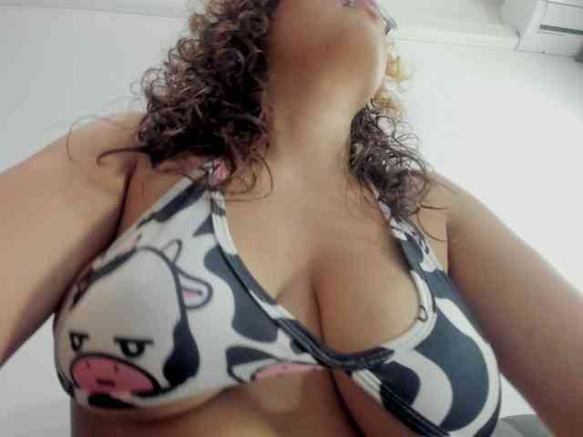 Alicecamxx webcam
