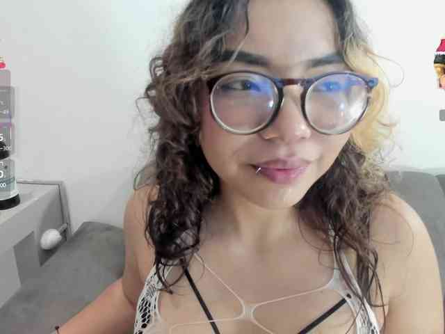 Alicecamxx webcam