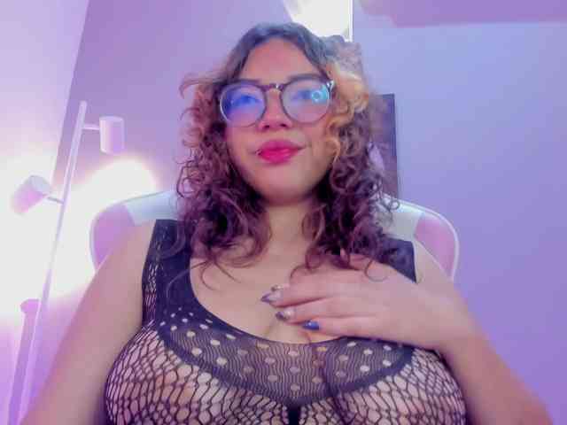 Alicecamxx webcam
