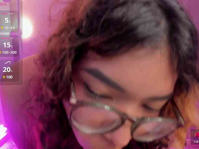 Alicecamxx webcam