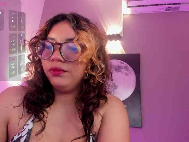Alicecamxx webcam