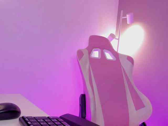 Alicecamxx webcam