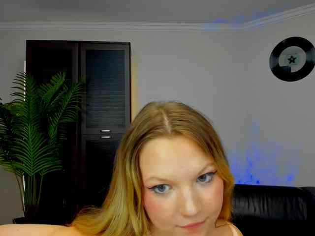 MariaRobinson webcam