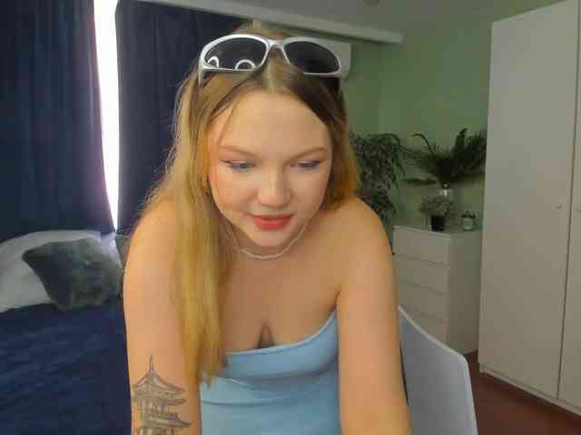 MariaRobinson webcam