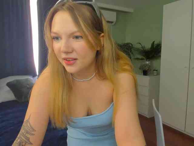 MariaRobinson webcam