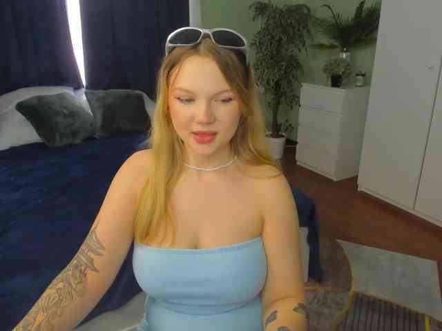 MariaRobinson webcam