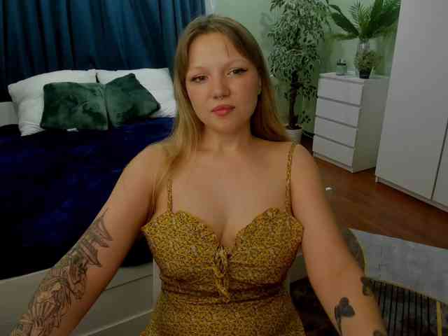 MariaRobinson webcam