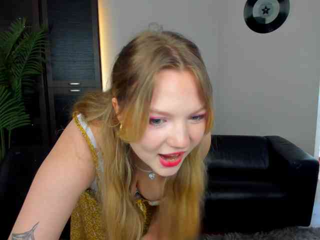 MariaRobinson webcam