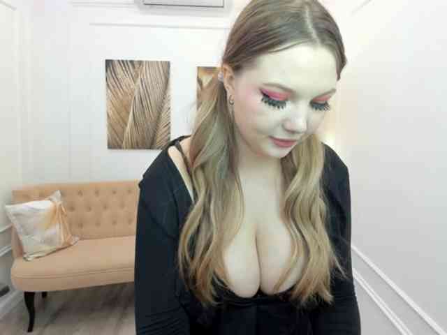 MariaRobinson webcam