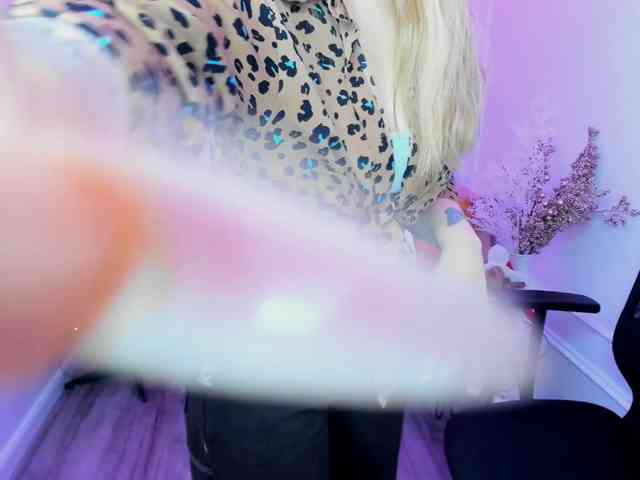 MariaRobinson webcam