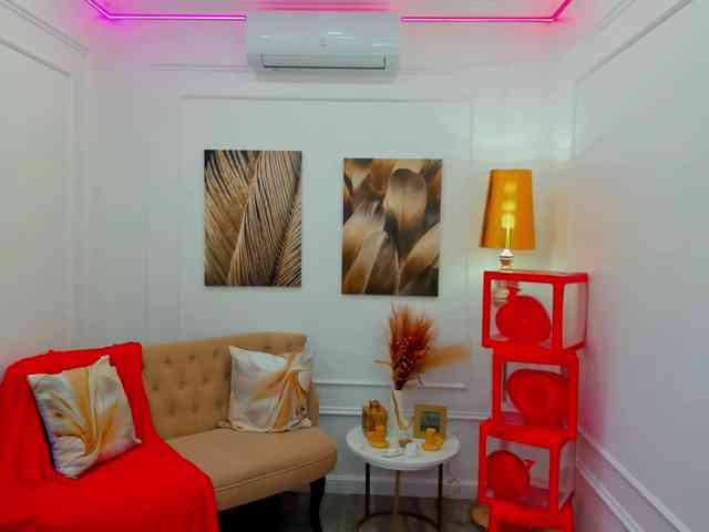 MariaRobinson webcam