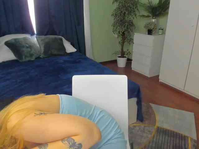 MariaRobinson webcam