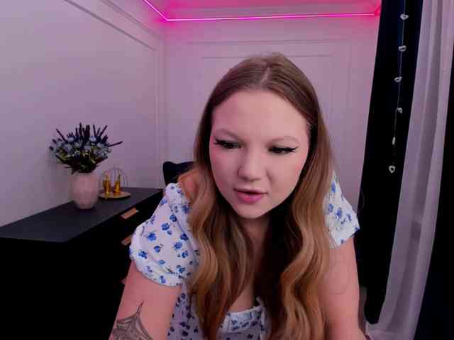 MariaRobinson webcam