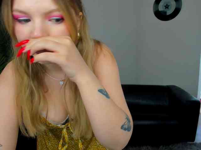 MariaRobinson webcam