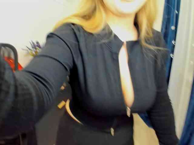 MariaRobinson webcam