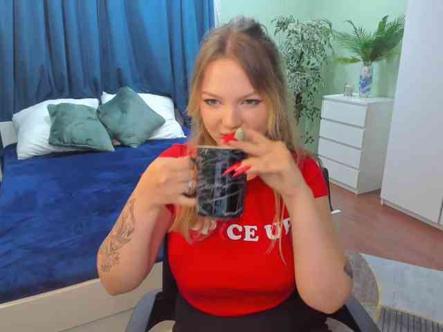 MariaRobinson webcam