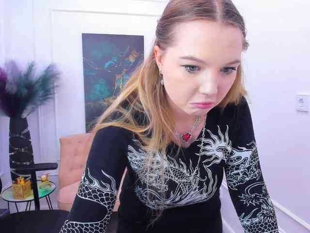 MariaRobinson webcam