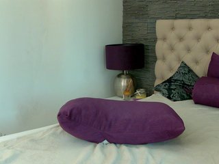 Candy-babe Porn Show