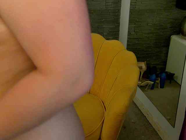 Candy-babe webcam