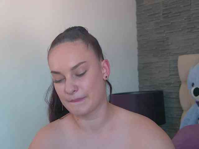 Candy-babe webcam