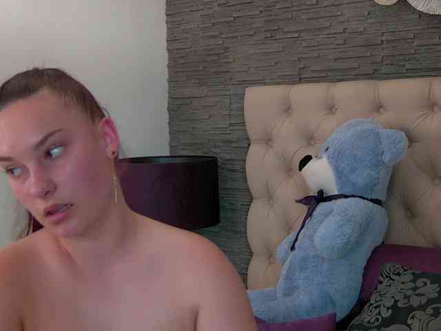 Candy-babe Candy-babe