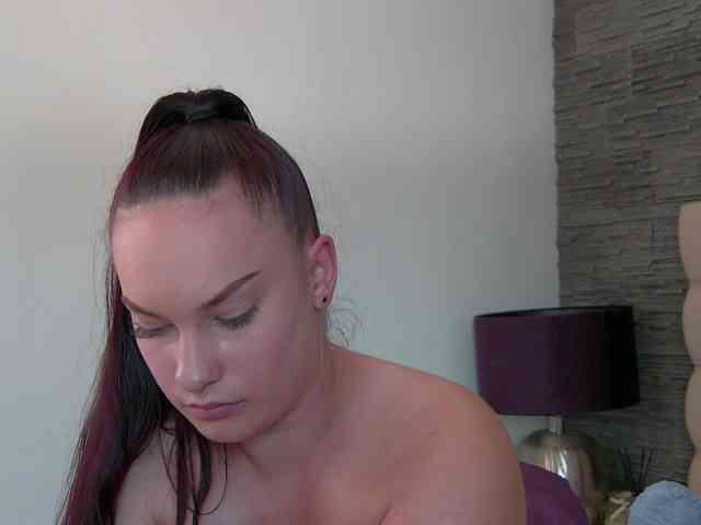 Candy-babe webcam