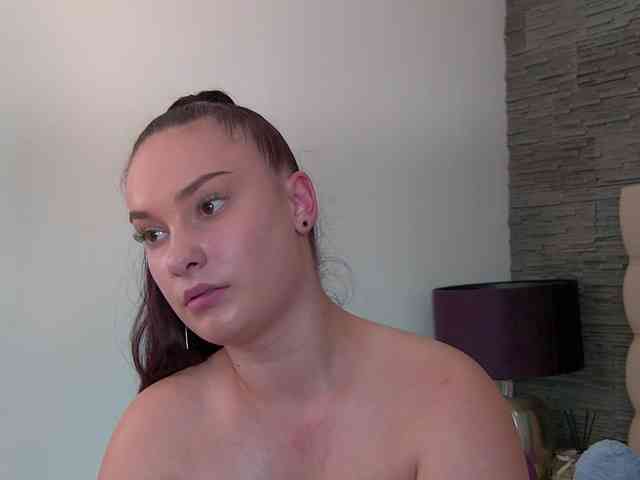 Candy-babe webcam