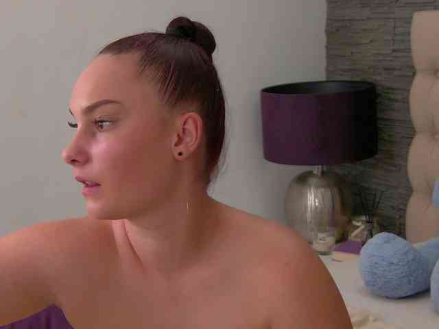 Candy-babe webcam