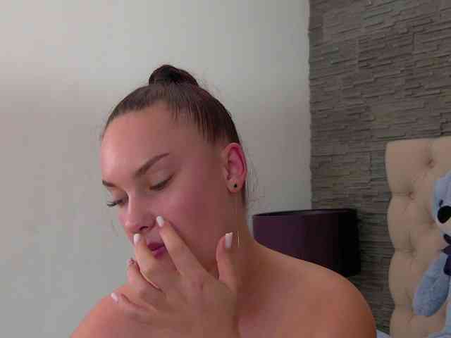 Candy-babe webcam